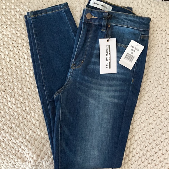 Ashley Mason Denim - 🎊HP🎊SOFT Curvy Ankle Katalina High Rise Indigo Blue Skinny Jean Ashley Mason